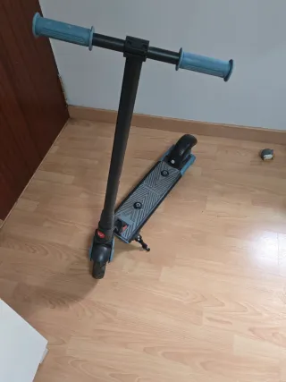 Patinete eléctrico infantil