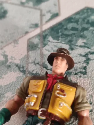 Figura Guardia Cazador Dinosaurios Chapmei