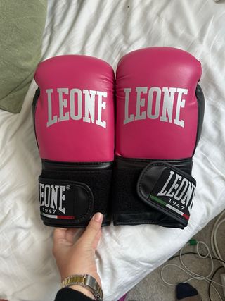 Guantes de Boxeo Leone Rosa Vendas Amarilla