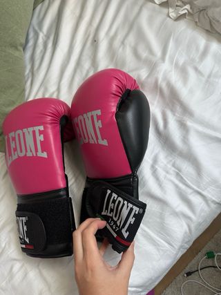 Guantes de Boxeo Leone Rosa Vendas Amarilla