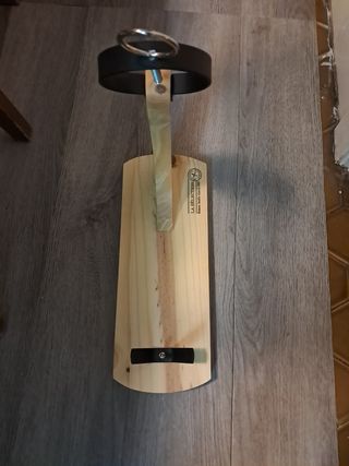 Jamonero de madera y metal