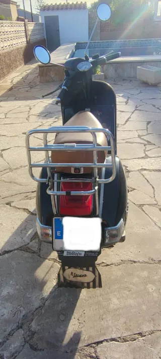 Vespa PX150 Negra