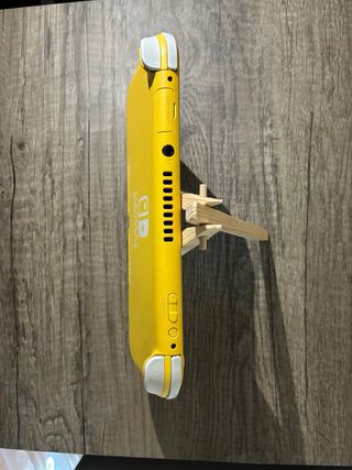 Megapack Nintendo Switch Lite Amarilla+extra! 512GB