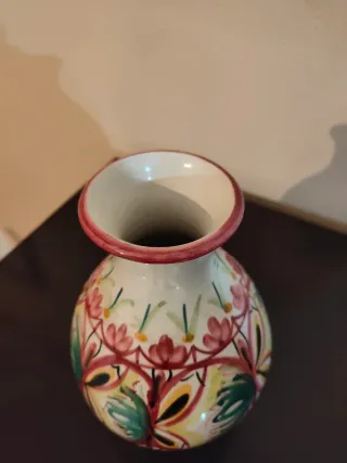 Jarrón de cerámica multicolor