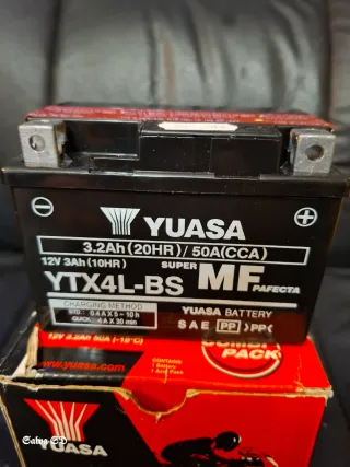 Yuasa YTX4L 12V 50 CCA Batería AGM VRLA para moto