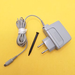 Nintendo 2DS XL Bianco Arancione