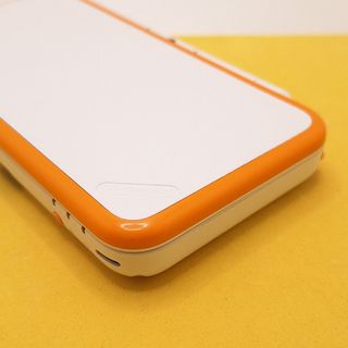 Nintendo 2DS XL Bianco Arancione