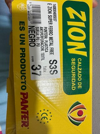 ZION Calzado de Seguridad Negro