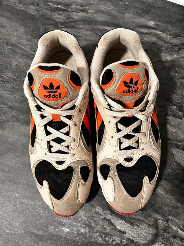 Zapatillas Adidas Yung Talla 44.5