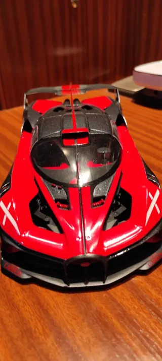 Maisto Bugatti Bolide 1:18 Rojo/Negro
