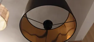 Urge mudaza -Lámpara de pie SKOTTORP / SKAFTET Ike