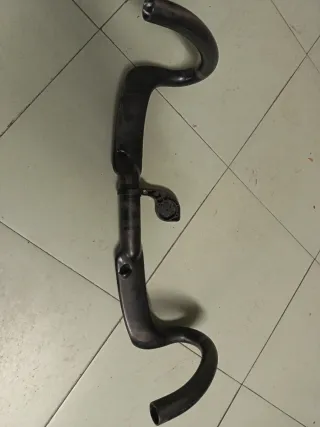 Manillar de carbono para bicicleta carretera