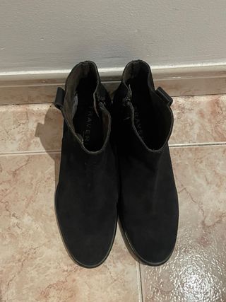 Botines de ante negro para mujer
