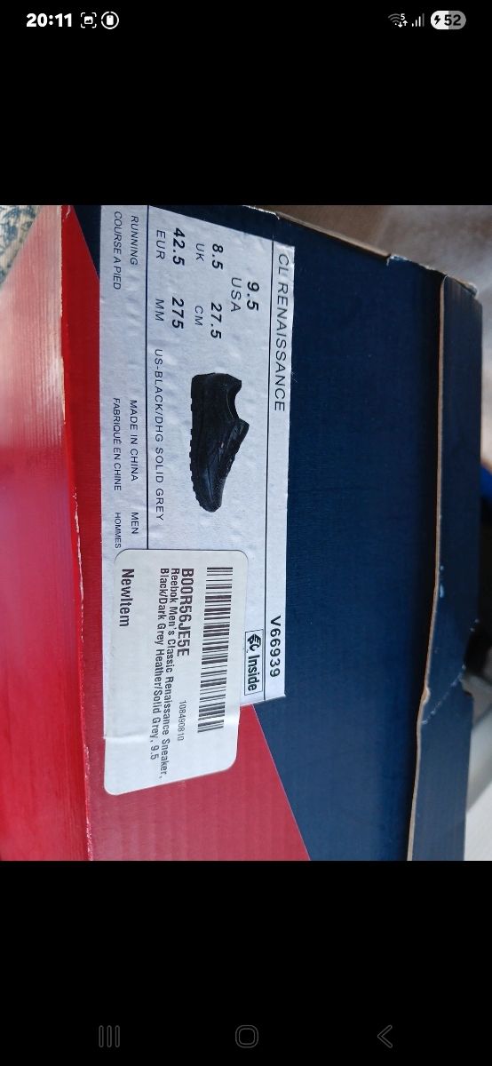 Reebok Classic Negras originales en su caja