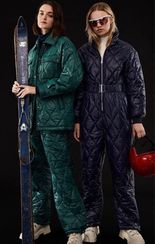 Conjunto Nieve Esquí Montaña Verde botella