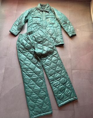 Conjunto Nieve Esquí Montaña Verde botella