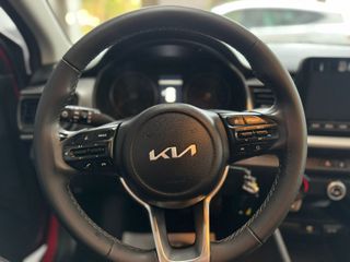 Kia Stonic 1.0 T-GDi 74kW (100CV) MHEV iMT Concept