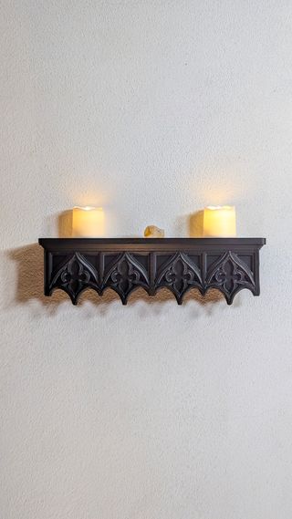 Prateleira Gótica Negra Arqueada