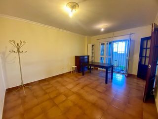 Venta de casa en Camposoto con plaza de garaje