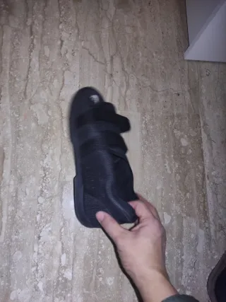 Zapato ortopédico negro