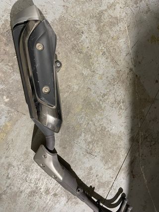 Tubo de escape Yamaha T-Max 530