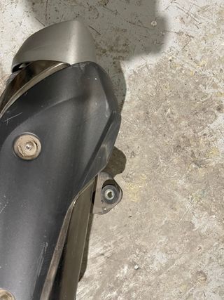 Tubo de escape Yamaha T-Max 530