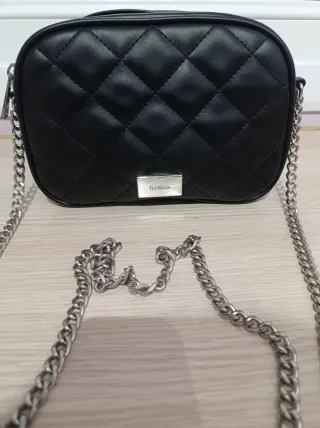 Bolso de hombro Bershka