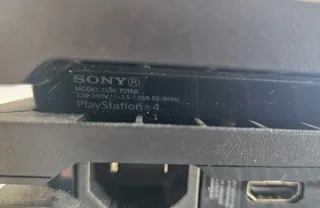 PS4 Pro + 1 mando
