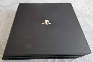 PS4 Pro + 1 mando