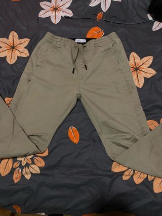 Pantalones Pull and Bear beige hombre