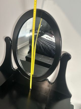 Tocador Clásico Negro con Espejo Ovalado