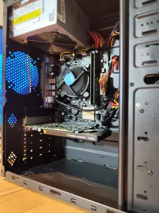 PC ASUS nero pronto all'uso, i5-6500, QUADRO K2000