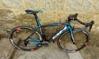 Bicicleta de carretera BH