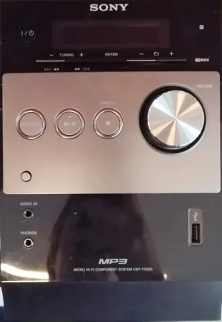 Stereo Sony CD USB Radio AUX Nero