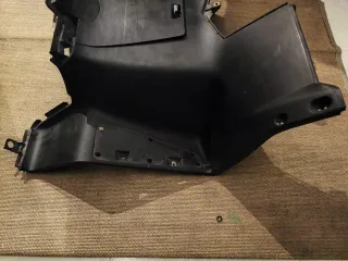 Contraescudo Kymco Superdink 300 (2010)