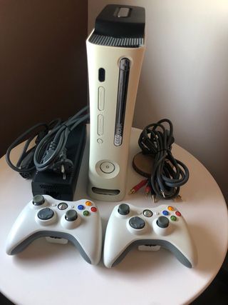 Consola Xbox 360 Blanca + 2 Mandos