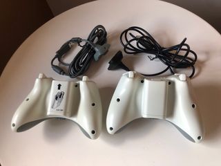 Consola Xbox 360 Blanca + 2 Mandos