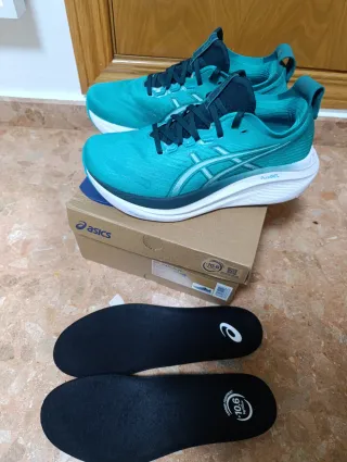 Zapatillas Asics Nimbus 27 running usadas