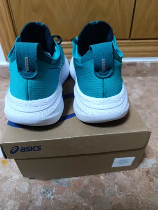 Zapatillas Asics Nimbus 27 running usadas