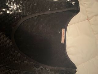 Top senza maniche con paillettes nere