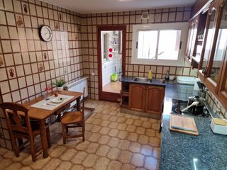 Habitación grande soleada Lleida