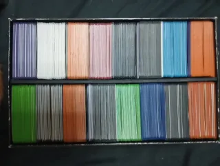 Lotto "elite" di 200 carte di Yu-Gi-Oh in italiano