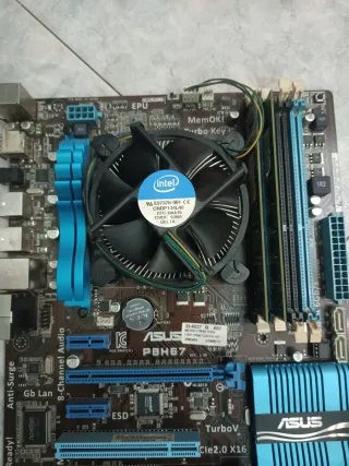 Scheda Madre Asus P8H67 Intel core i5 più memorie