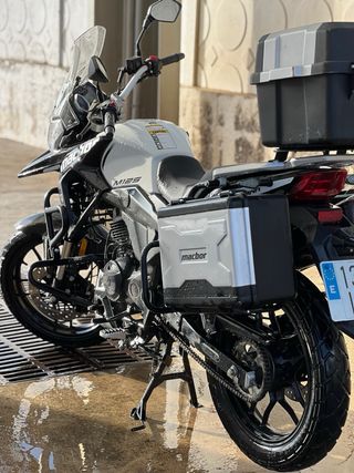 Macbor Montana XR1 - Casi NUEVA  14.600km