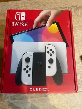Nintendo Switch OLED Bianca e Nera