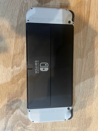 Nintendo Switch OLED Bianca e Nera