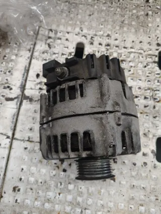 Alternador Valeo BMW Serie 1 E81 E87 116D