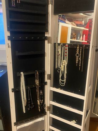 Espejo joyero con almacenamiento