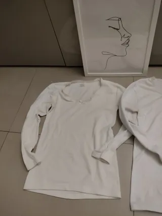 Lote 2 camisetas interiores blancas de mercería