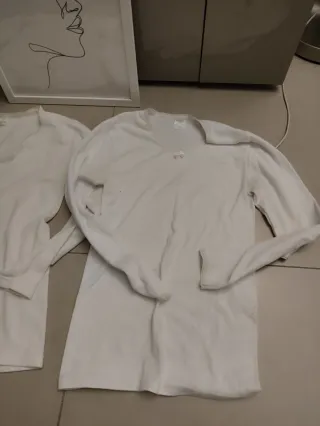 Lote 2 camisetas interiores blancas de mercería